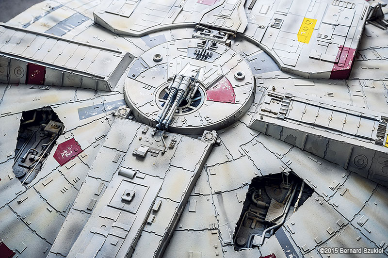 Illustration for article titled Millennium Falcon Papercraft Is A Work Of Art